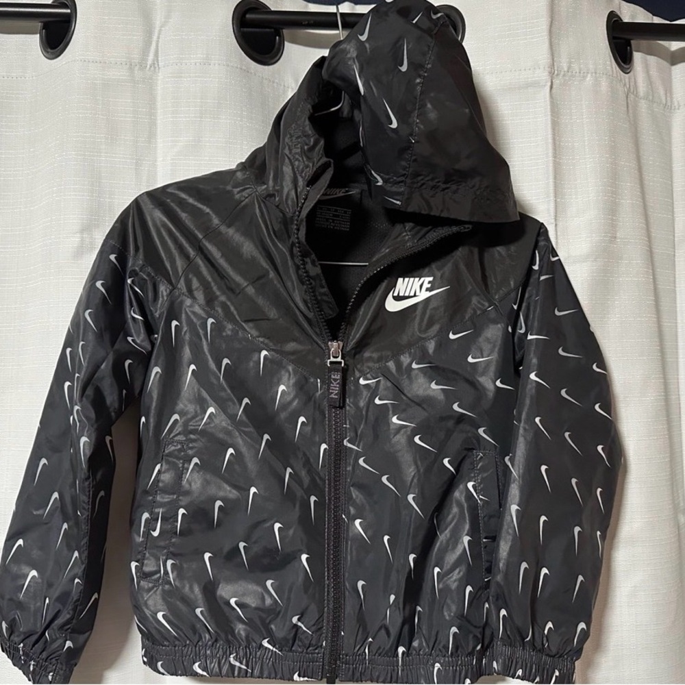 Nike lightweight jacket windbreaker hooded full zip kids boys size XS 4